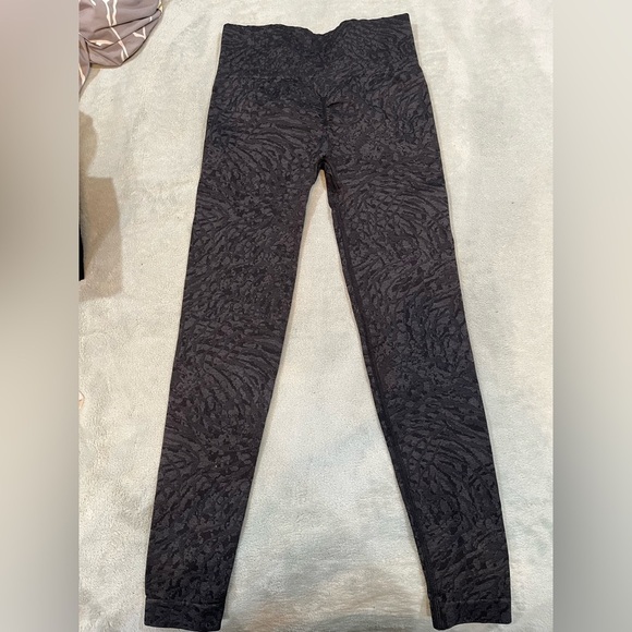 Gymshark animal adapt seamless leggings - Picture 3 of 4